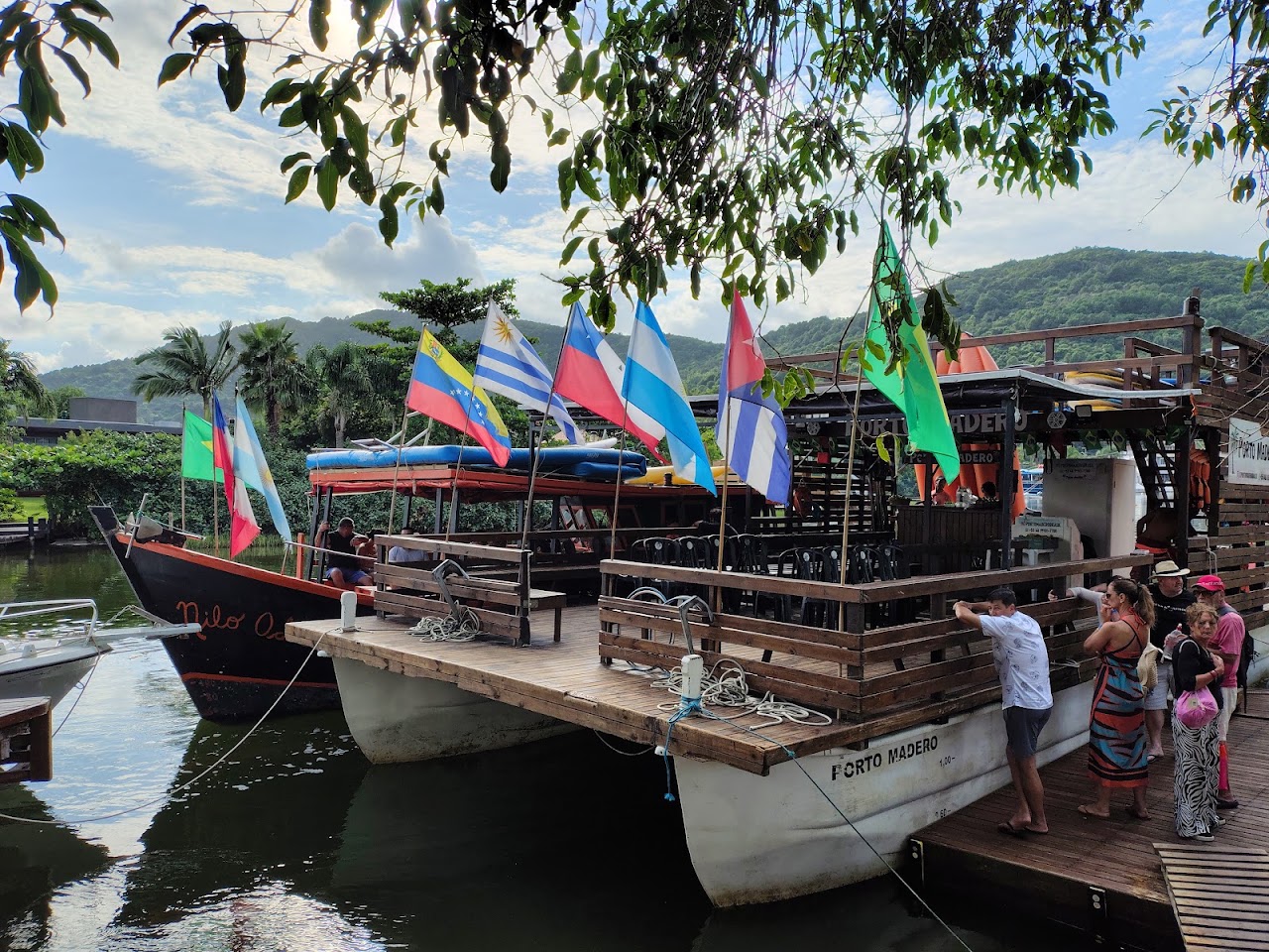 Barra Boat Floripa Passeio de Lanchas Privativas e exclusivas em Florianópolis — foto 5