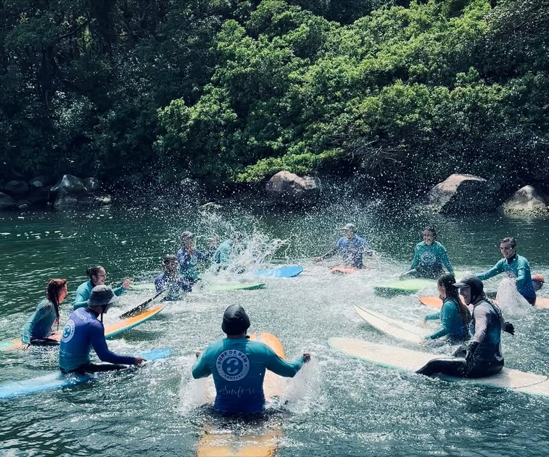 Surf De Bem - Escola de Surf na Barra da Lagoa em Florianópolis SC — foto 4