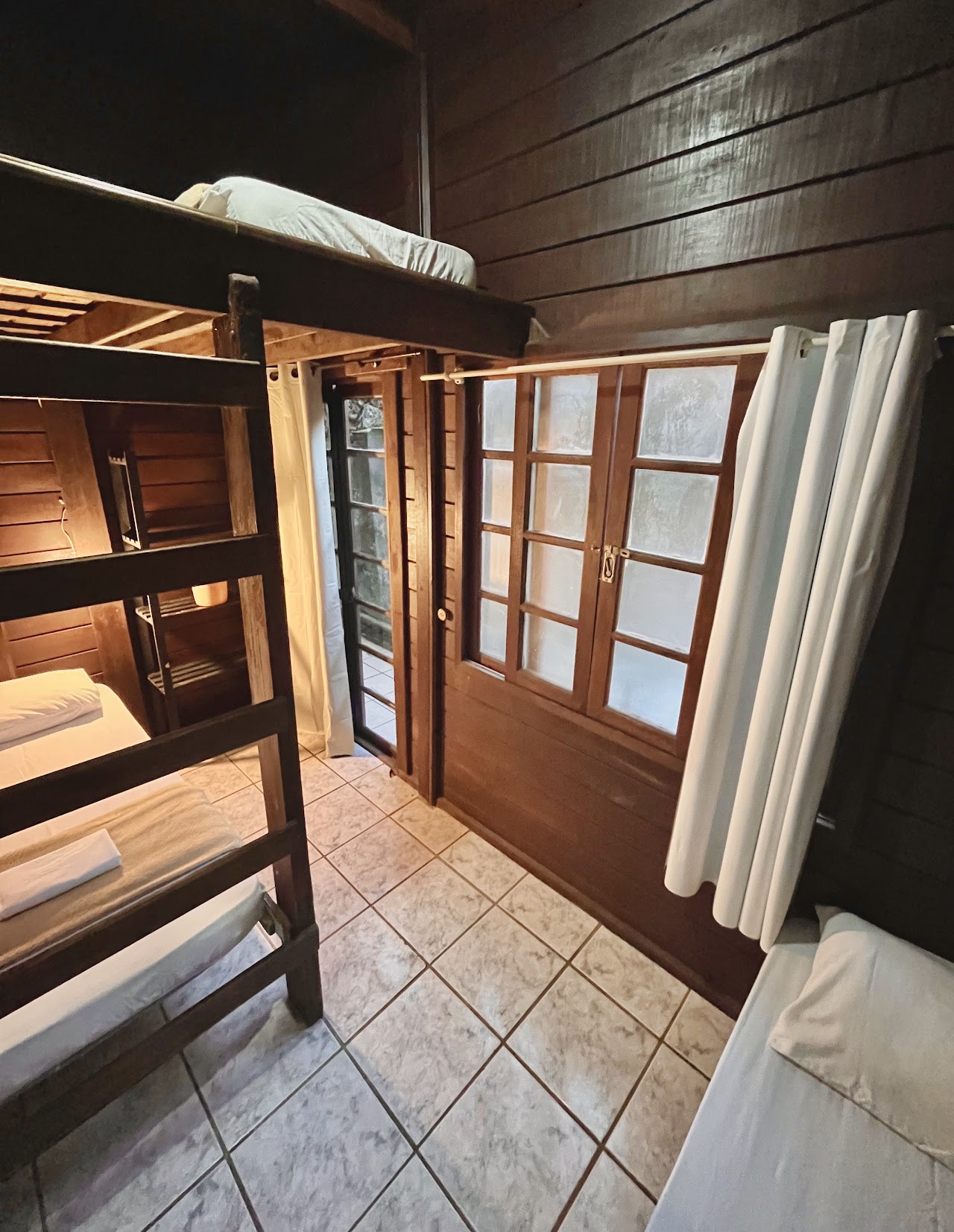 Vibe House Hostel — foto 2